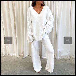 Melyp Brand New! Never worn or washed white terry sweats. Very soft. Size L